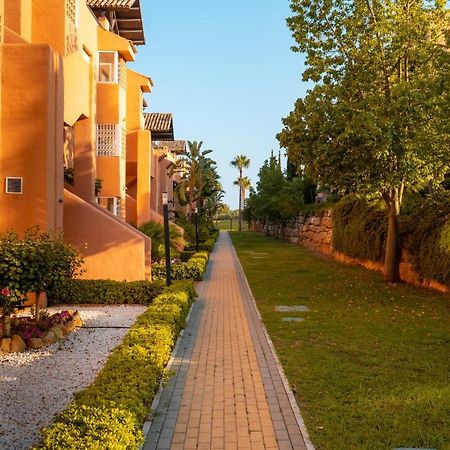 Beautiful 2-Bed Apartment In Casares Costa Баия-де-Касарес Экстерьер фото